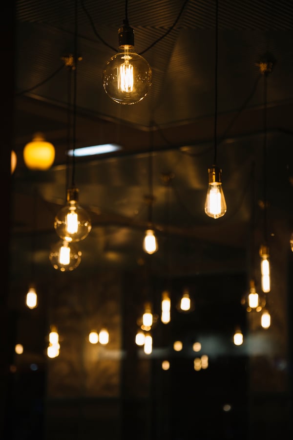 Đừng biến quán của bạn thành cafe đèn mờ chỉ vì thiếu ánh sáng