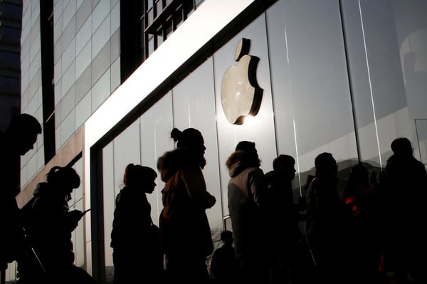 Khách hàng đã bắt đầu chờ đợi trước cửa hàng bán lẻ Apple từ hơn 10 năm